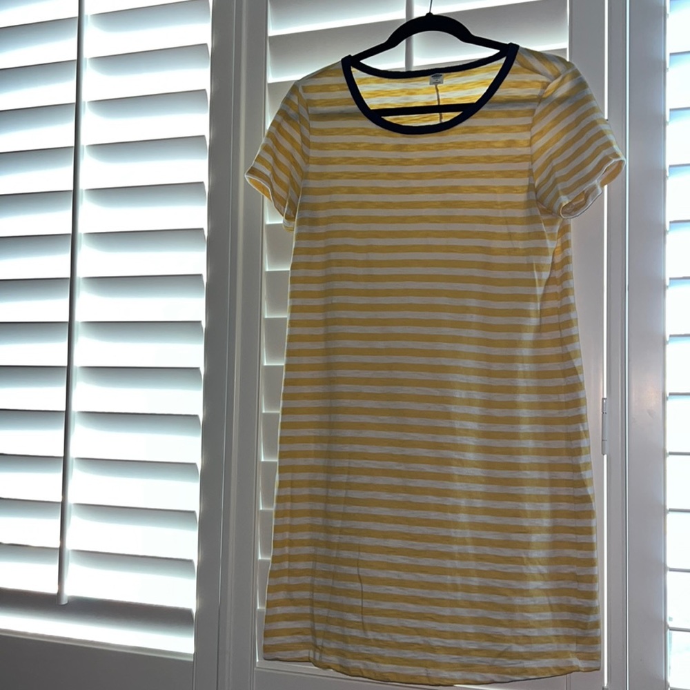 Old Navy yellow stripe t-shirt dress